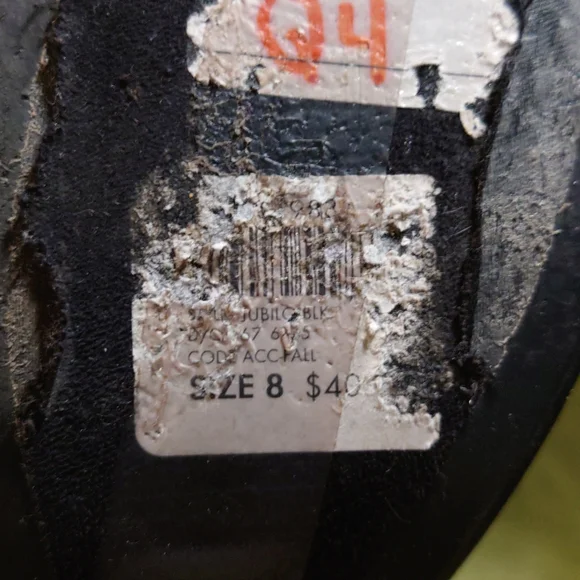 6″ black suede Charlotte Russe Jubilo heels - Picture 8 of 10